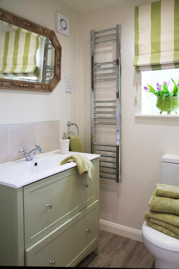 The Coach House Bed & Breakfast Rudgwick ภายนอก รูปภาพ