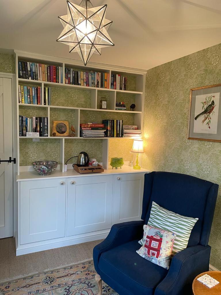 The Coach House Bed & Breakfast Rudgwick ภายนอก รูปภาพ